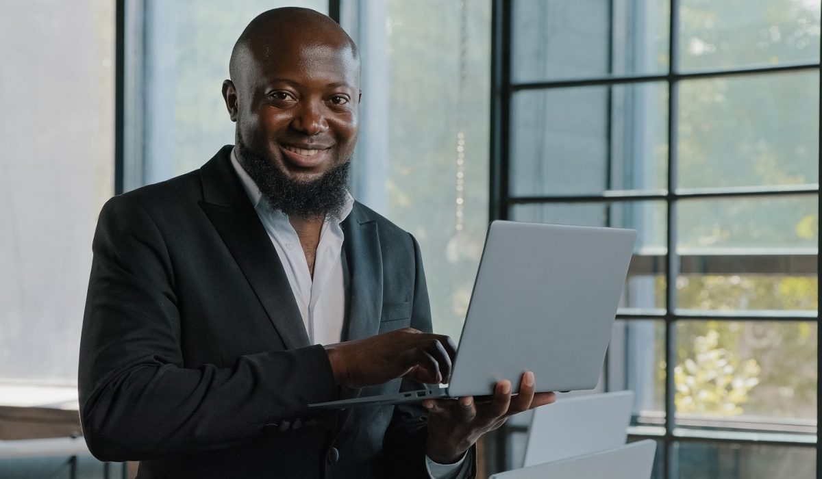 businessman-american-african-entrepreneur-ceo-anal-2022-10-04-01-51-53-utc-min.jpg